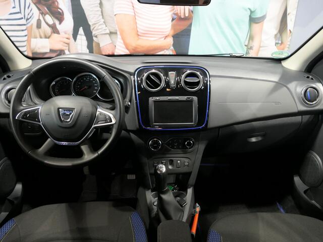 Dacia SANDERO 1.0 TCe Bi-Fuel Stepway Serie Limitee 15th Anniv. - Cruise, camera, clima