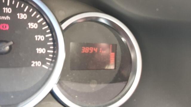 Dacia SANDERO 1.0 TCe Bi-Fuel Stepway Serie Limitee 15th Anniv. NAVIGATIE / CLIMATE CONTROLE / CRUISE CONTROLE / PARKEERSENSOREN+CAMERA.