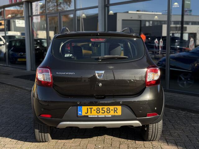 Dacia SANDERO 0.9 TCe Stepway Lauréate Navigatie - P.sensoren achter