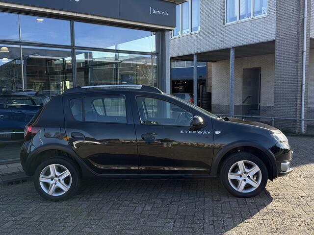 Dacia SANDERO 0.9 TCe Stepway Lauréate Navigatie - P.sensoren achter