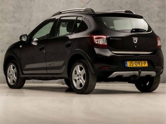 Dacia SANDERO 0.9 TCe Easy-R Stepway Lauréate Automaat (NAVIGATIE, CRUISE, LM VELGEN, SPORTSTOELEN, PARKEERSENSOREN, NIEUWE APK, NIEUWSTAAT)