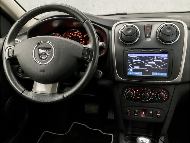 Dacia SANDERO 0.9 TCe Easy-R Stepway Lauréate Automaat (NAVIGATIE, CRUISE, LM VELGEN, SPORTSTOELEN, PARKEERSENSOREN, NIEUWE APK, NIEUWSTAAT)