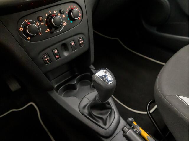 Dacia SANDERO 0.9 TCe Easy-R Stepway Lauréate Automaat (NAVIGATIE, CRUISE, LM VELGEN, SPORTSTOELEN, PARKEERSENSOREN, NIEUWE APK, NIEUWSTAAT)