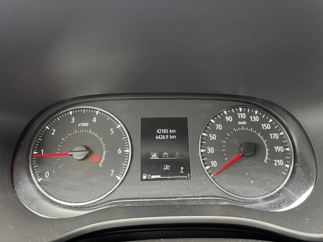 Dacia SANDERO Stepway 1.0 TCe 100 Bi-Fuel Comfort | Trekhaak | All-Season banden | Navigatie | Achteruitrijcamera |