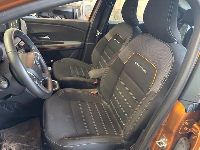 Dacia SANDERO Stepway 1.0 TCe 100 Bi-Fuel, Camera! Carplay! VERWACHT!!