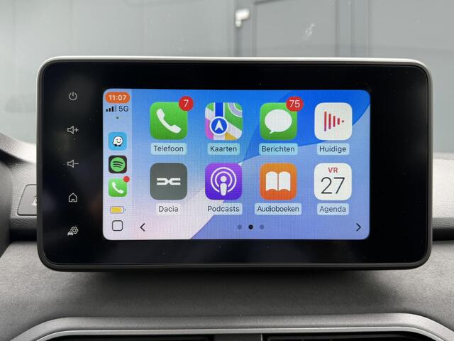Dacia SANDERO Stepway TCe 110PK Extreme / Stoelverwarming / Apple Carplay / Navigatie / Achteruitrijcamera / Cruise Control / Dodehoek Detectie