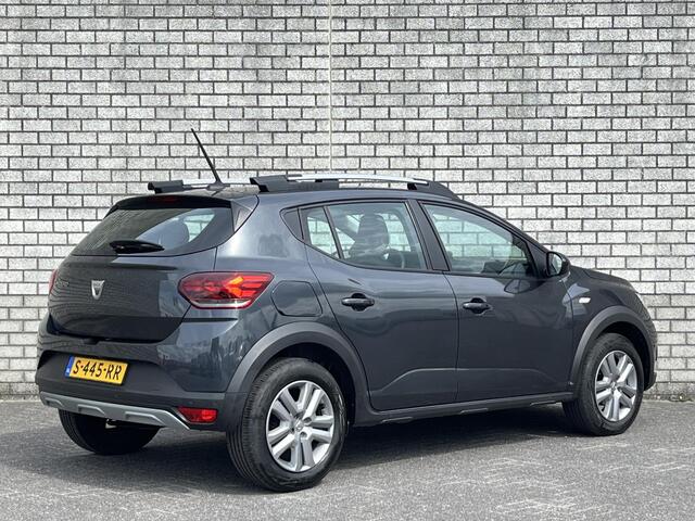 Dacia SANDERO Stepway 1.0 TCe 90 Comfort | Achteruitrijcamera | Apple CarPlay / Android Auto | Parkeersensoren V+A |