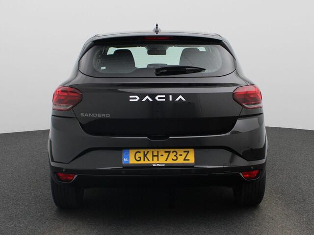 Dacia SANDERO 1.0 TCe 90 Expression | PDC Achter | Licht- en Regensensor | Cruise Control & Snelheidsbegrenzer | LED-Verlichting | Airconditioning | DAB-Radio | Apple Carplay & Android Auto