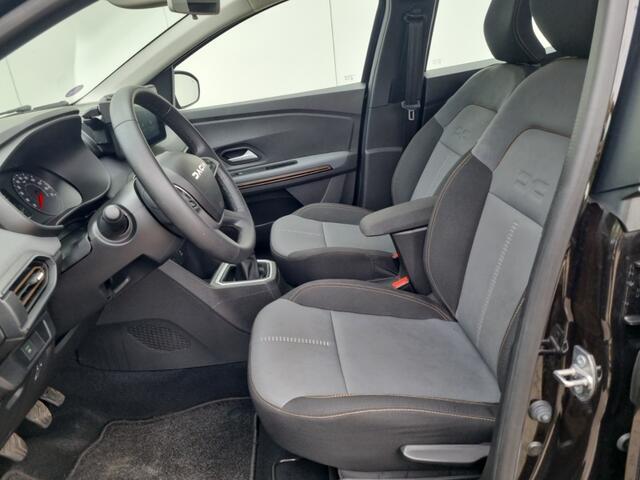 Dacia SANDERO Stepway 1.0 TCe 100 ECO-G Up&Go NAVI / CRUISE / CAMERA / CLIMATE