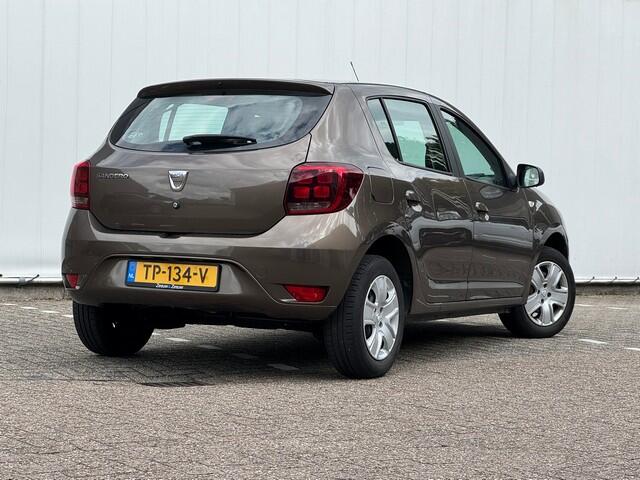 Dacia SANDERO 0.9 TCe Laureate met Navigatie, Cruise Controle, DAB, Airconditioning