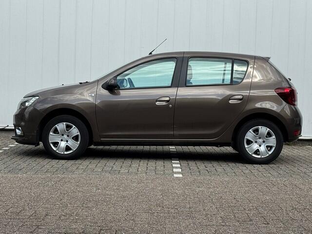 Dacia SANDERO 0.9 TCe Laureate met Navigatie, Cruise Controle, DAB, Airconditioning