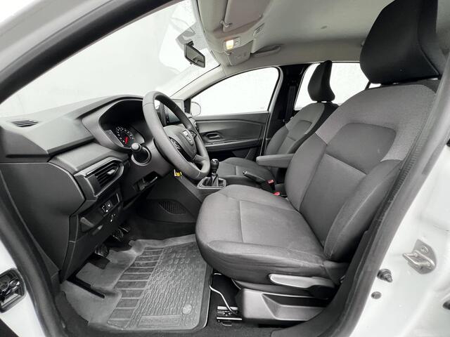 Dacia SANDERO 1.0 TCe 90 Comfort / Dealer onderhouden / Trekgewicht 1.100 kg / Airco / Navigatie via Apple Carplay Android /