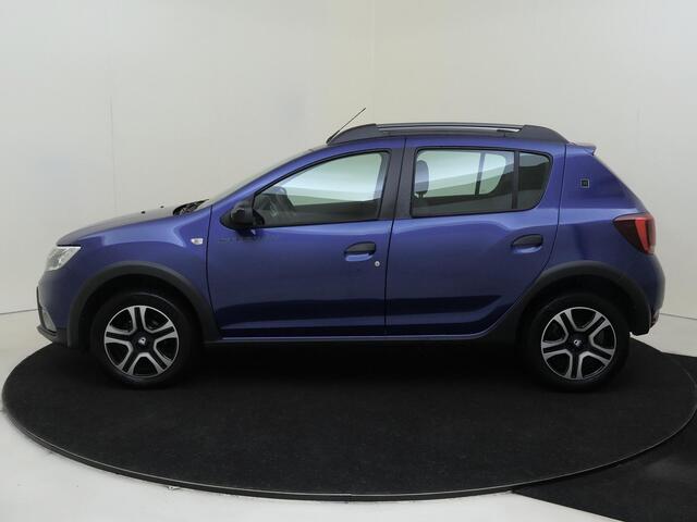 Dacia SANDERO 1.0 TCe 100 PK Bi-Fuel Stepway SL 15th Anniv. Navigatie | Climate Control | Camera | Parkeersensoren | Bluetooth