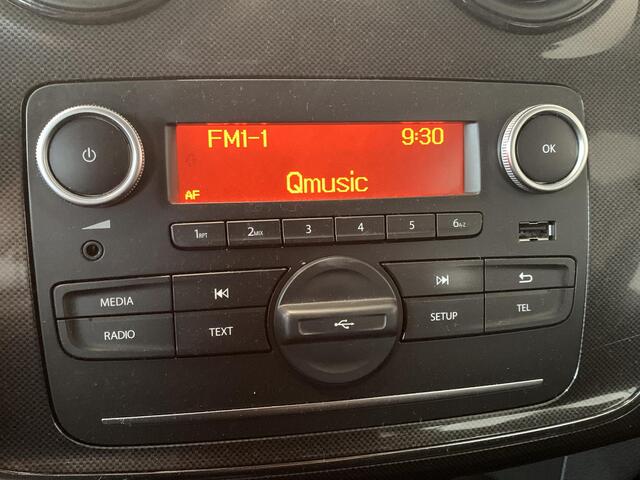 Dacia SANDERO 0.9 TCe Ambiance AIRCONDITIONING | PARKEERSENSOREN | TELEFOONVOORBEREIDING