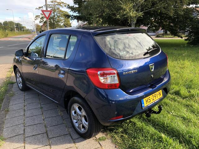 Dacia SANDERO 0.9 TCe 10th Anniversary AIRCO|CRUISE CONTROL|TREKHAAK|PDC|15"