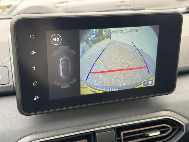 Dacia SANDERO Stepway 1.0 TCe 110 Extreme / Demo / Camera / Navi / Cruise / Clima / Parkeersensoren / Dodehoek Detectie / DAB / NAP / LED /