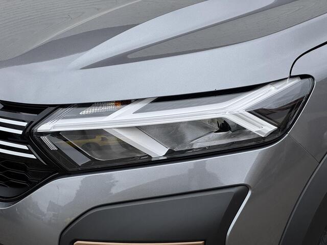 Dacia SANDERO Stepway 1.0 TCe 110 Extreme / Demo / Camera / Navi / Cruise / Clima / Parkeersensoren / Dodehoek Detectie / DAB / NAP / LED /