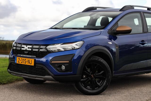 Dacia SANDERO Stepway 1.0 TCe 100 PK ECO-G Extreme ? LED ? Carplay ? Camera