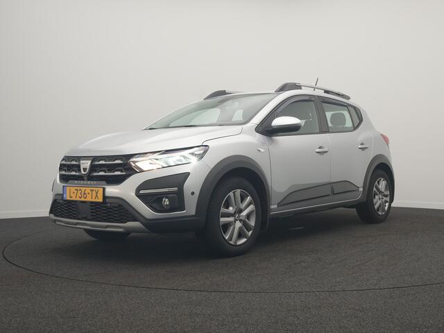 Dacia SANDERO Stepway TCe 90 Comfort - RIJKLAARPRIJS - All Seasonbanden - Achteruitrijcamera - Dealeronderhouden