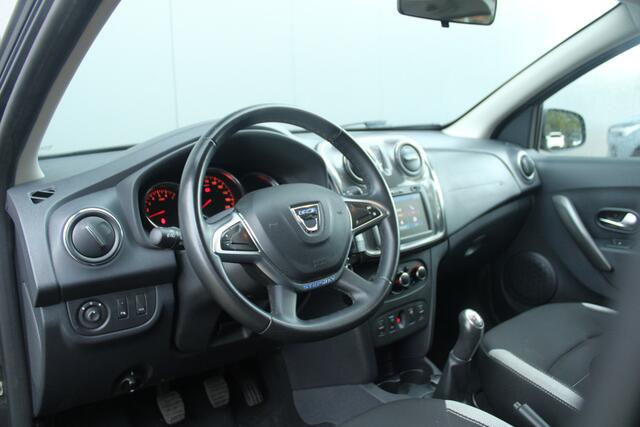 Dacia SANDERO 0.9 TCe 90pk Tech Road | Navigatie | Trekhaak | Cruise control | PDC | Bluetooth | DAB
