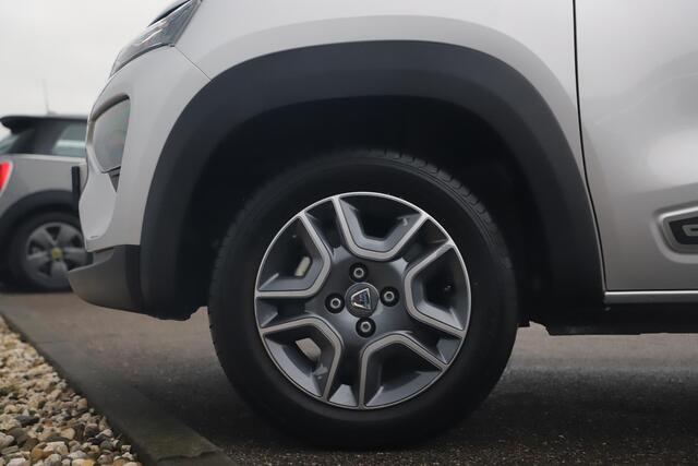 Dacia Spring Business 27 kWh Automaat Leder Navigatie Camera Airco Cruise 14 inch LMV Elektrische Ramen