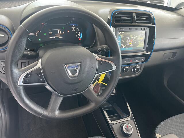 Dacia Spring Comfort Plus (Orange Pack) 27 kWh Mistlampen - Achteruitrijcamera - Airco - Navigatie - Cruise control - Parkeersensoren achter - Dakrails