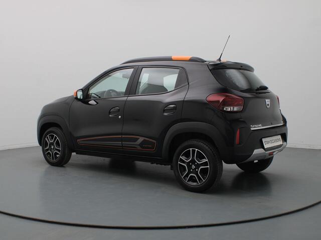 Dacia Spring Comfort Plus 27 kWh Airco | Camera | Begrenzer | Navi | Parkeersens. achter