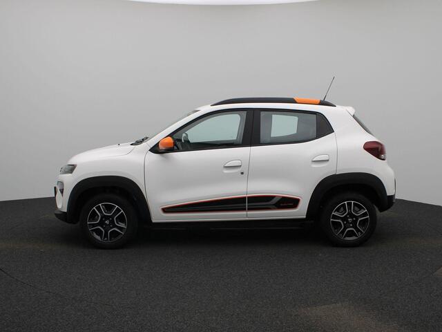 Dacia Spring Comfort Plus 27 kWh 45PK | Navigatie | Achteruitrijcamera | Parkeersensoren | Apple CarPlay & Android Auto