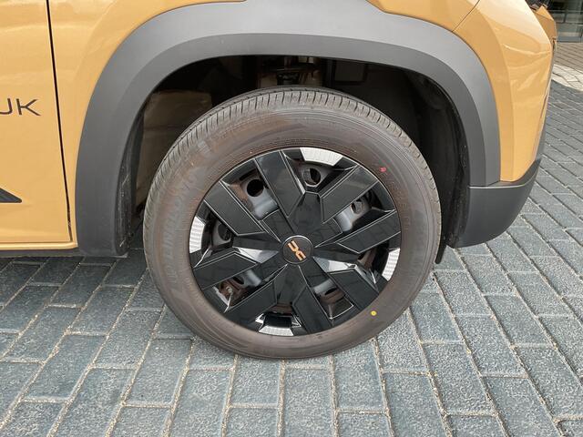 Dacia Spring Extreme 65 26.8 kWh / Demo Hillegom / Vraag naar beschikbaarheid