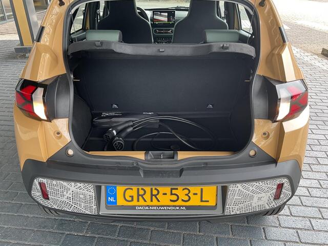 Dacia Spring Extreme 65 26.8 kWh / Demo Hillegom / Vraag naar beschikbaarheid
