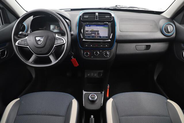 Dacia Spring Comfort Plus 27 kWh Navigatie Achteruitrijcamera Carplay Android Airco 14 inch