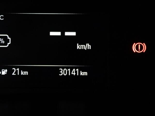 Dacia Spring Comfort Plus (Orange Pack) 27 kWh Airco | Camera | Navi | Parkeersens. achter