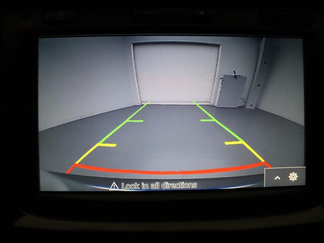 Dacia Spring Comfort Plus (Orange Pack) 27 kWh Automaat Airco | Camera | Navi | Parkeersens. achter