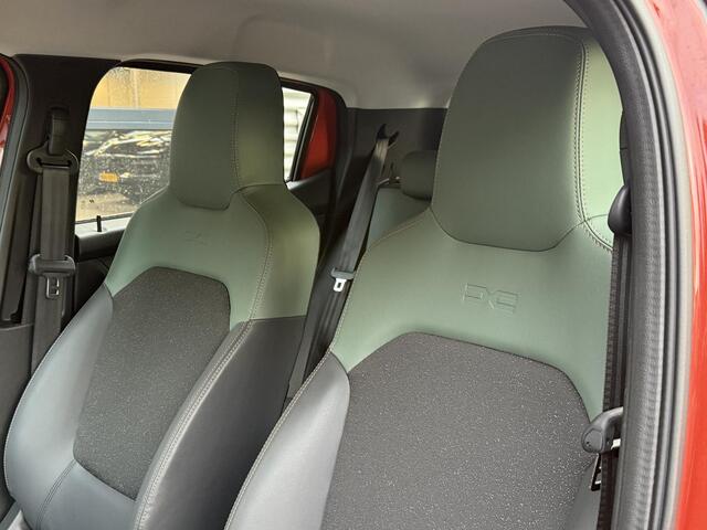 Dacia Spring Extreme 65 26.8 kWh l Snel Laden l Parkeersensoren l Navi l Camera l AppleCarplay