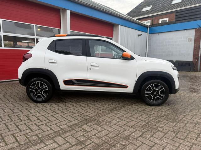 Dacia Spring Essential 27 kWh | Automaat | Full Electric | Lederen bekleding | Airco |