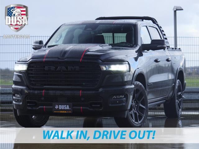 Dodge 1500 RAM | Laramie | Night Edition | 3.0L I6 Hurricane | Crew Cab | 4X4 | Panorama | Niveau regeling | 14,4-inch Touchscreen | Passenger Display Meerprijs extra opties / Accessoires zoals Deksel, Backflip, Fenders, wraps, Stripings etc