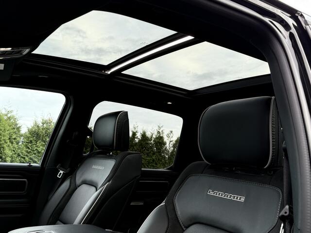 Dodge 1500 Ram 3.0 420 PK LARAMIE PREMIUM / HURRICANE / 2025 MODEL / NIGHT EDITION / LUCHTVERING / PANO / 360 CAMERA / TREKHAAK / 3500 KG AHG