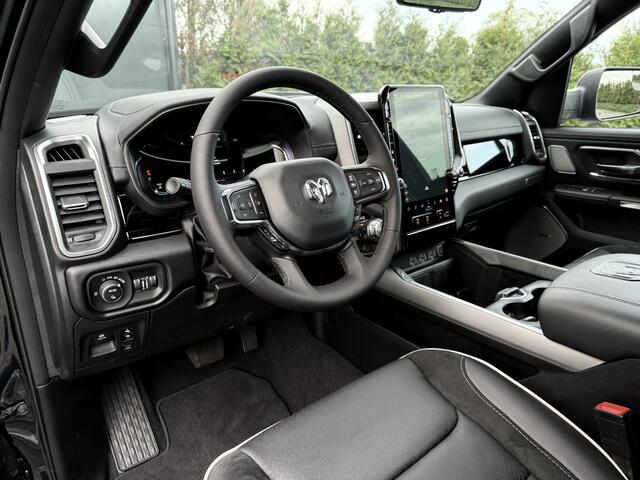 Dodge 1500 Ram 3.0 420 PK LARAMIE PREMIUM / HURRICANE / 2025 MODEL / NIGHT EDITION / LUCHTVERING / PANO / 360 CAMERA / TREKHAAK / 3500 KG AHG