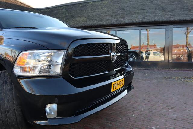 Dodge 1500 Ram 5.7 V8 Quad Cab | 6 Persoons | Hardtop | 3500 KG trekgewicht |