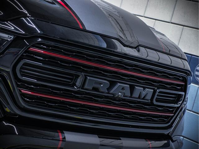 Dodge 1500 Ram Crew Cab Limited Night Edition Rambox | Digitale cluster