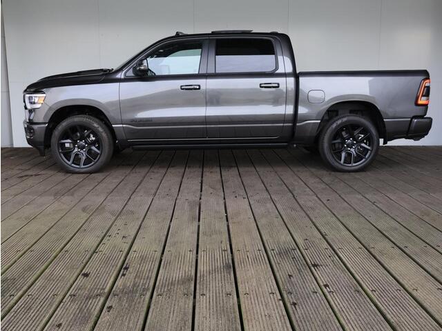 Dodge 1500 Ram 5.7 V8 4x4 Crew Cab Sport Night Edition | eTorque | Pano-Dak | Groot Navi|