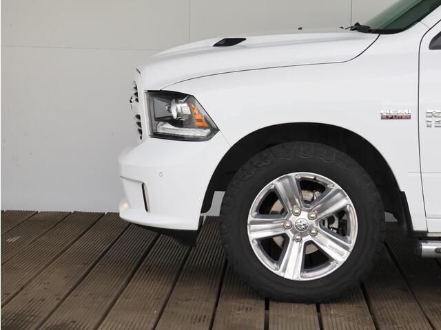 Dodge 1500 Ram 5.7 V8 4x4 Crew Cab 5'7 Laramie | Fiscaal ¤ 35.837 | Pano | LPG | Navi |