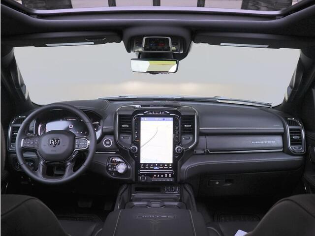 Dodge 1500 Ram 5.7 V8 4x4 Crew Cab Limited | Pano | elektrische treeplanken | 360 Camera |