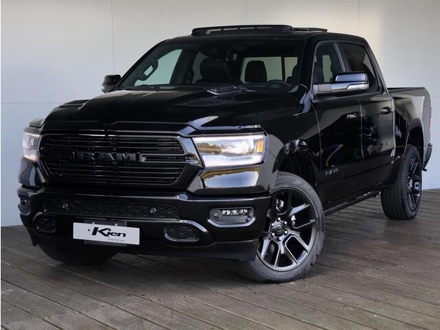 Dodge 1500 Ram 5.7 V8 4x4 Crew Cab Sport Night Edition | Elektrisch Sidebars | Pano-Dak | Groot Navi | eTorque |