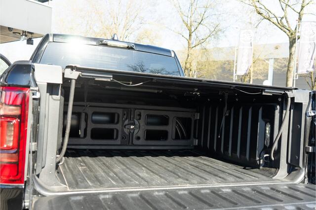 Dodge 1500 Ram 5.7 V8 4x4 Crew Cab Limited 402PK | Blacked | Wide | Lucht | VOL! 12 MND Garantie