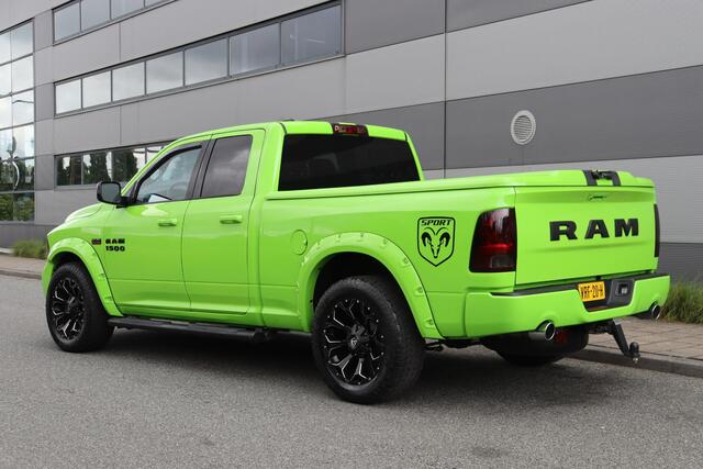 Dodge 1500 Ram 5.7 V8 4x4 Quad Cab Sport | Leder | Camera | Trekhaak | 20'' | Airco | Cruise control | LPG 122 liter | LED verstraler | Bluetooth | Side-Bars