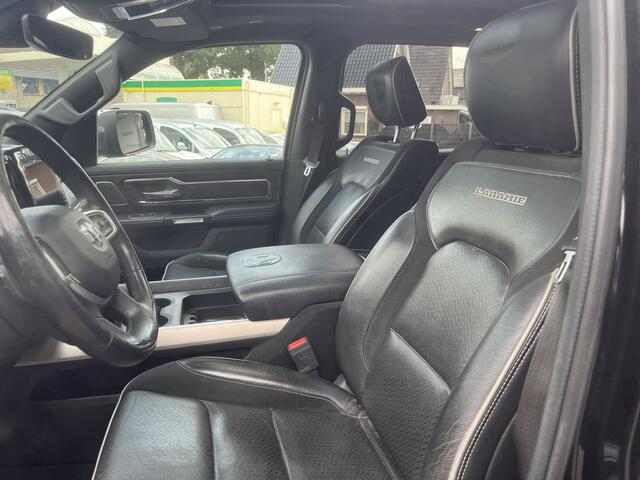 Dodge 1500 Ram 5.7 V8 4x4 Crew Cab Laramie Panoramadak , Luchtvering