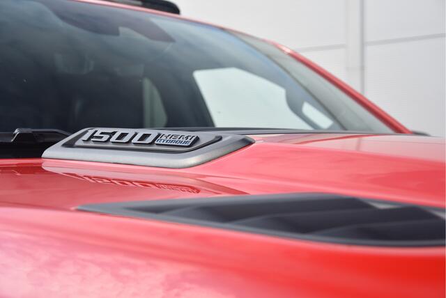 Dodge 1500 Ram 5.7 V8 4x4 Crew Cab Rebel GT