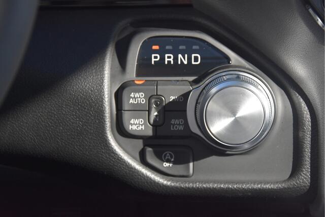 Dodge 1500 RAM 3.0L SST SO Laramie Black