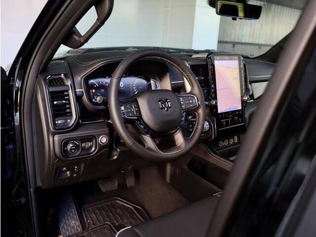 Dodge 1500 Ram 540 pk HO Crew Cab Limited Night | 540 PK | Pano Dak | LPG | Luchtvering |